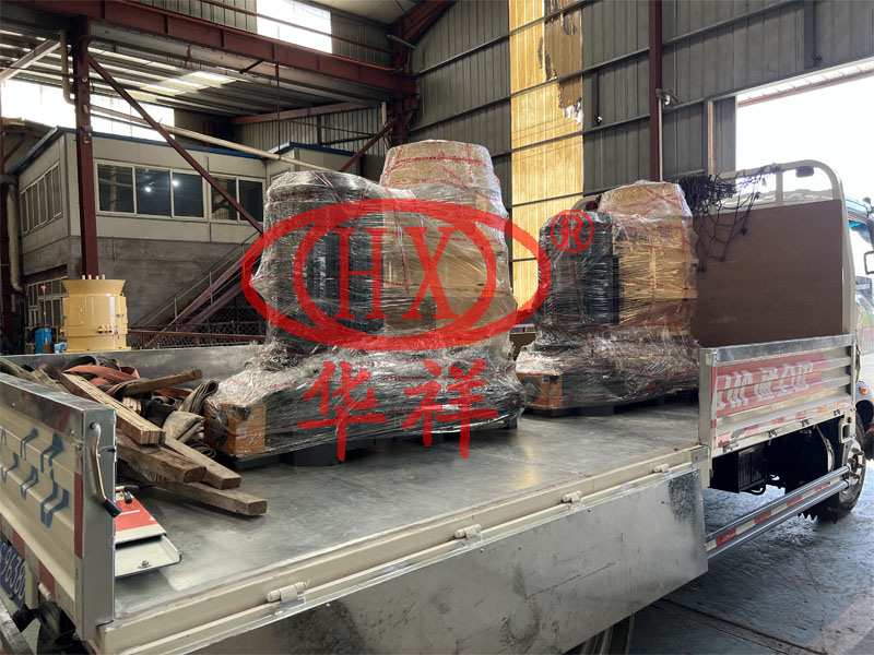 糠醛渣肥料造粒機(jī).jpg 糠醛渣肥料造粒機(jī).jpg