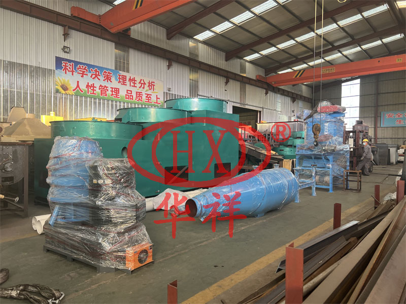 新式有機(jī)肥造粒機(jī) 新式有機(jī)肥造粒機(jī)